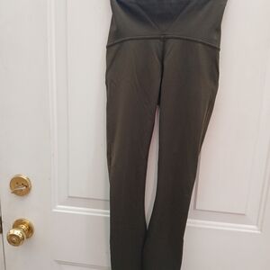 Lululemon NWOT. Size 2. Color Olive.